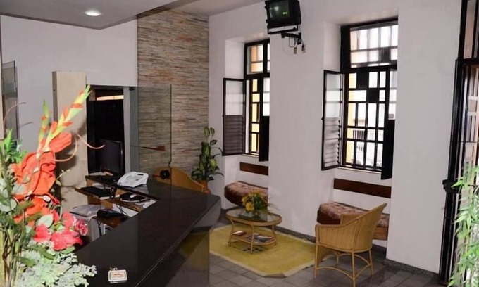 Salvador Hotel | Cozy Retreat at Hotel Don Juan with Spa & Breakfast Included