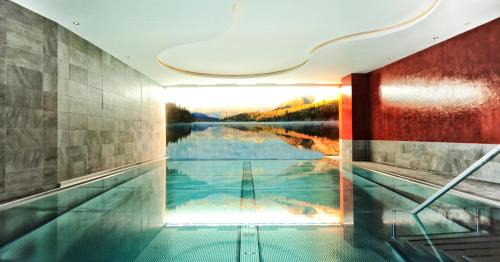 Kappl Hotel | Experience Hotel Dorfstadl: Oceanfront Retreat with Spa