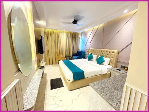 Bodh Gaya Hotel | Hotel Dreamland - Fully Air Conditioning Luxuary Rooms - Lift - Restaurant & Parking Facilitie-A Top Rated Four Star Hotel