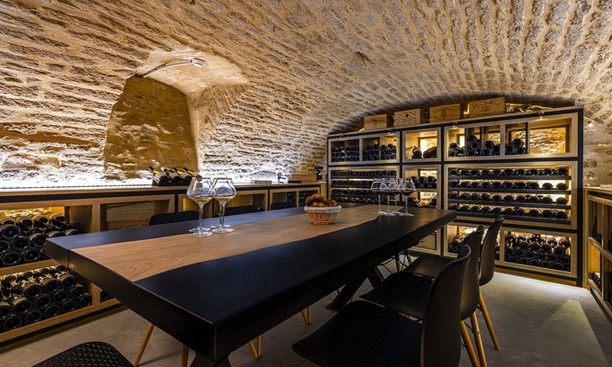 Centre Sud Hotel | Discover Hotel du Palais: Eco-Friendly Haven with Breakfast
