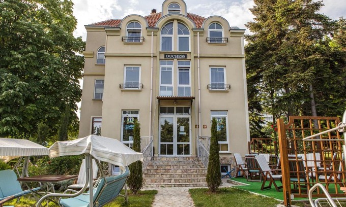 Varna Hotel | Family-Friendly Hotel Duchess - Rated 9/10 by Guests