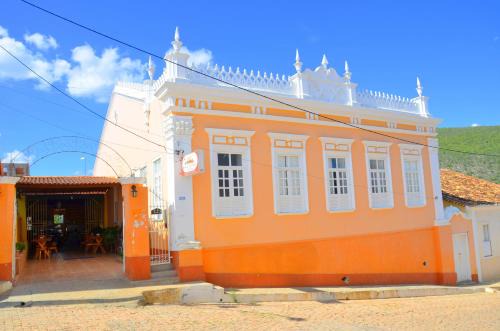 Palmeiras Hotel | Cozy Hotel e Pousada O Casarão: Pet-Friendly Retreat