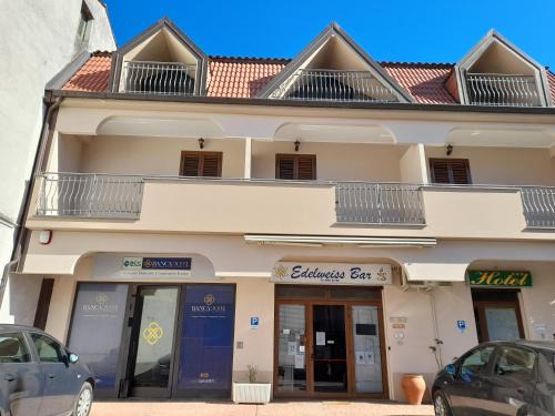 Laino Borgo Hotel | Top-Rated Hotel Edelweiss with Oceanfront Amenities