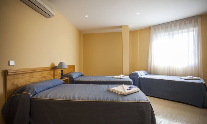 El Alamo Hotel | Relaxing Stay at Hotel El Álamo with Spa and Breakfast