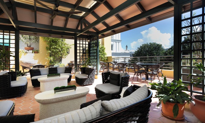 Catedral Hotel | Experience Comfort at Hotel El Convento with Pool & Spa