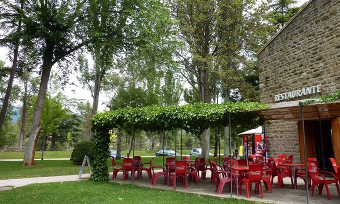 Javier Hotel | Discover Hotel El Mesón: Family-Friendly with Spa & Dining
