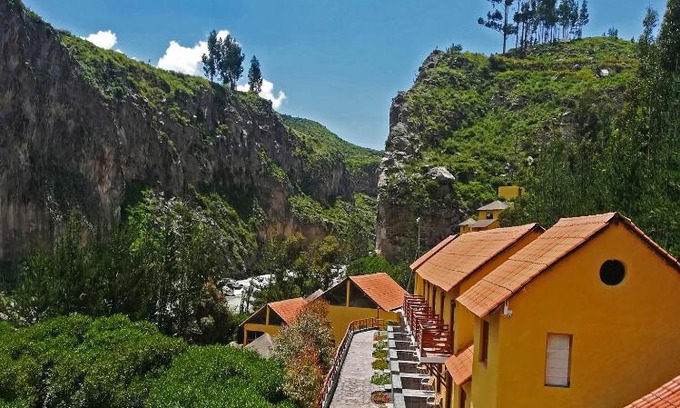 Chivay Hotel | Cozy Hotel El Refugio: Child-Friendly with Breakfast Included