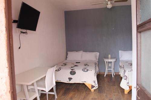 Yuriria Hotel | Budget-Friendly Stay at Hotel el Rinconcito Yuriria
