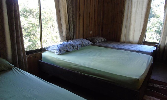 Drake Bay House | Discover Hotel El Tesoro de Sir with Inviting Pool Access