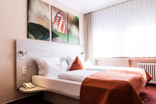 Mitte House | Discover Hotel Elisabetha Garni: Pet-Friendly Retreat