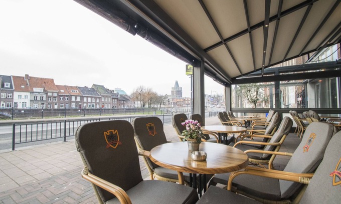 Roermond Hotel | Discover Comfort at Hotel en Grand Café de Pau with Spa