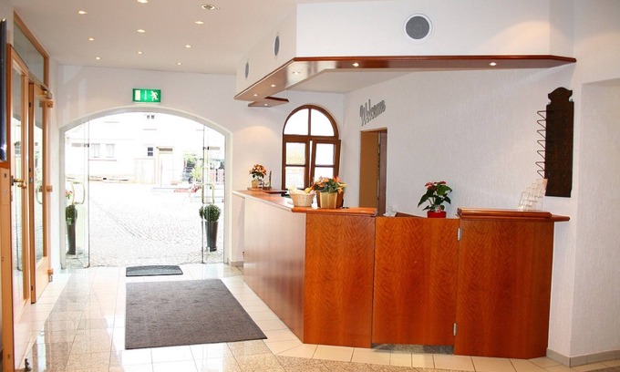 Ober-Erlenbach Hotel | Inviting Hotel Erlenbacherhof: Exceptional Amenities Await