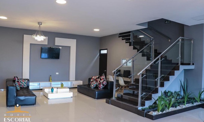 Pitalito Hotel | Pet-Friendly HOTEL ESCORIAL PITALITO with Great Breakfast