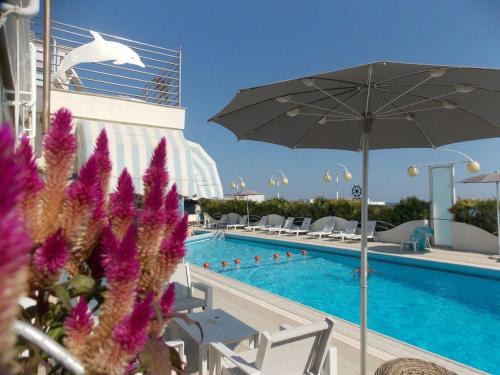 Villamarina Hotel | Oceanfront Retreat at Hotel Excelsior - Rated 8.7/10