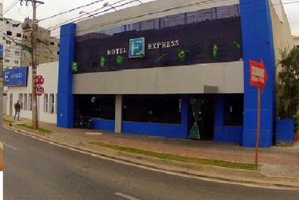 Cuiaba Hotel | Convenient Hotel Express with Free 24-Hour Airport Pickup