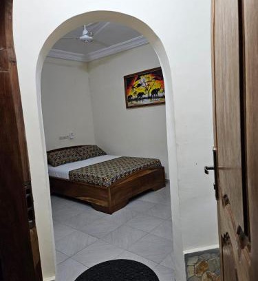 Togo Hotel | Budget-Friendly Hotel Eyram with Breakfast & Pet Friendly