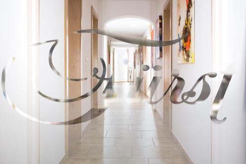 Unterweissenbach Hotel | Discover Hotel Fürst: Pet-Friendly Retreat with Spa Access