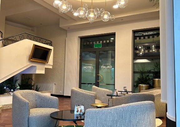 Rumia Hotel | Experience Comfort at Hotel Falko – Rated 9.2/10 with Pool