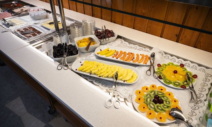 Fatima Hotel | Hotel Fatima: Premier 4-Star Stay with Spa & Family Amenities