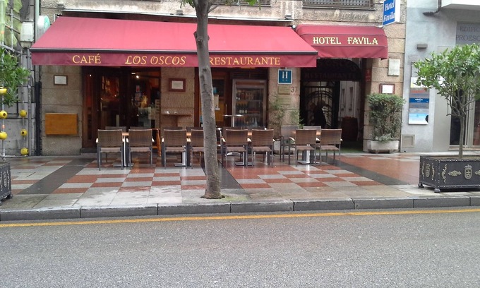 Oviedo City Centre Hotel | Discover Hotel Favila: Guest Rated & Family-Friendly Retreat