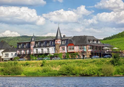 Ernst Hotel | Experience Oceanfront Bliss at Hotel Filla Andre