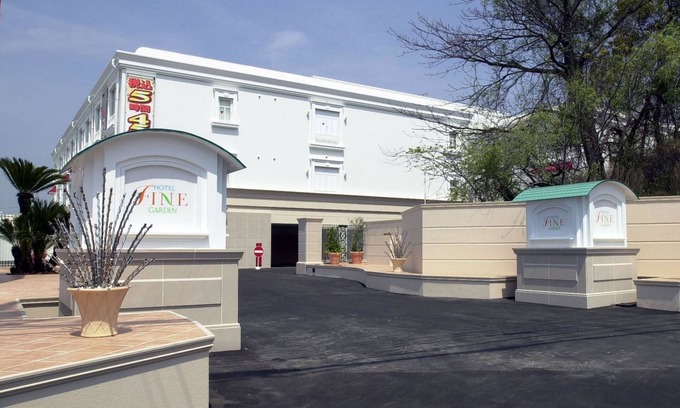 Matsuyama Hotel | Family-Friendly Hotel Fine Garden Matsuyama with Hot Tub