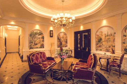 Jindrichuv Hradec Hotel | Discover Hotel Florian Palace: Family-Friendly & 4-Star Comfort