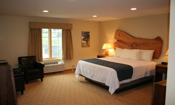 Floyd Hotel | Exceptional Hotel Floyd: Rated 9.8 with Family-Friendly Amenities
