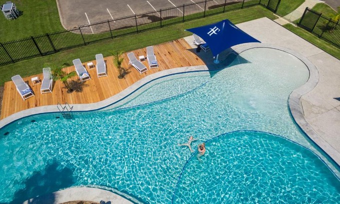 Forster Hotel | Discover Hotel Forster: Family-Friendly with Pool Access