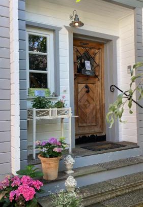 Mainz-Bingen House | Cozy Hotel Gästehaus Hochmann Stadecken - Family-Friendly Stay