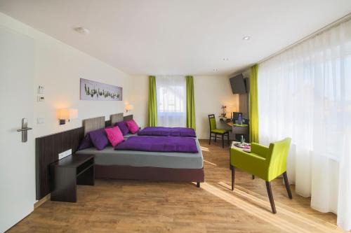 Waggershausen Hotel | Pet-Friendly Retreat at Hotel Gästehaus Stock – Highly Rated Stay