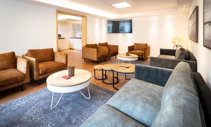 Wasserburg House | Cozy Hotel Gästehaus Zürn with Oceanfront Views & 9.4 Rating