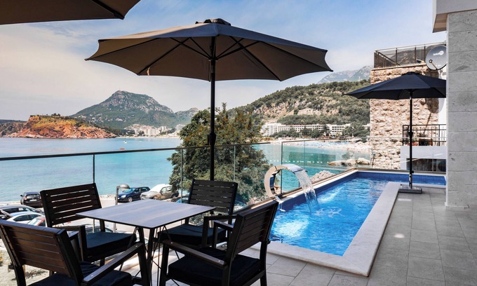 Sutomore Hotel | Family-Friendly Stays at Hotel G Star with Pool & Breakfast