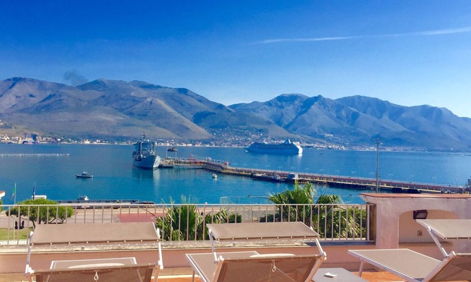 Gaeta Hotel | Discover Hotel Gajeta: Ocean View & Spa Bliss Awaits