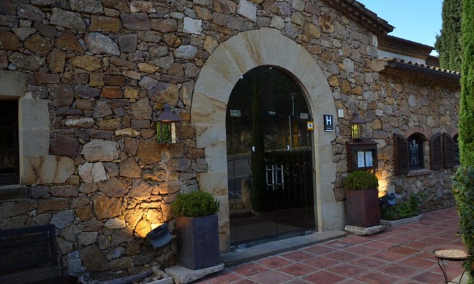 Begur Hotel | Discover Hotel Galena Mas Comangau with Oceanfront Views