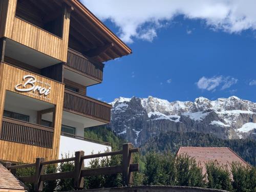 Selva di Val Gardena Hotel | Relaxing Retreat at Hotel Garni Broi with Spa & Dining