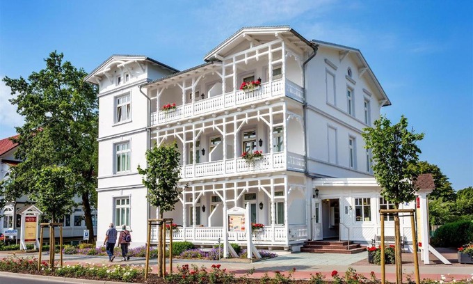 Binz Hotel | Discover Hotel Garni Getreuer Eckart: Family-Friendly Escape