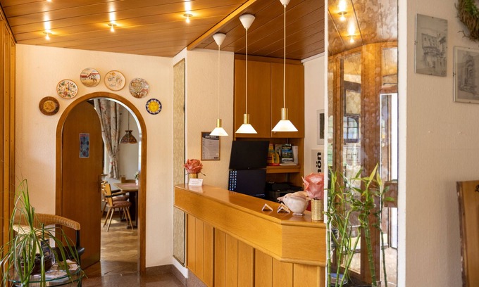Ulm Hotel | Guest Rated Hotel Garni Lehrertal with Family-Friendly Dining