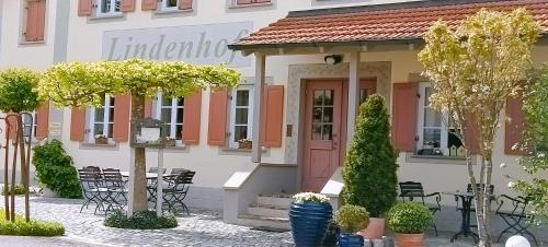 Oberaurach Hotel | Hotel Garni Lindenhof: Oceanfront Family Retreat