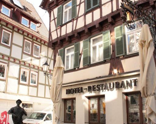 Bad Urach Bed & Breakfast | Pet-Friendly Retreat at Hotel Garni Ratstube - Rated 7.8/10