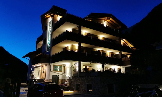 Soelden Hotel | Discover Hotel Garni Schönblick: Rated 9.4, Family-Friendly
