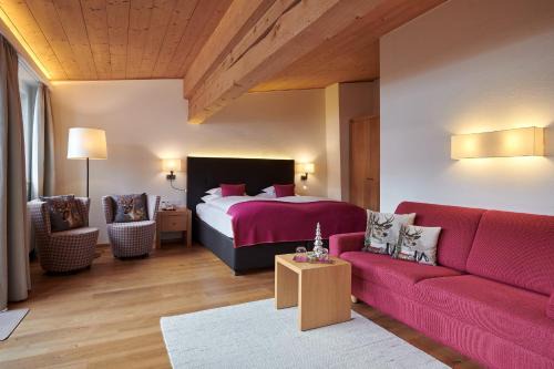 Lech am Arlberg Bed & Breakfast | Relax at Hotel Garni Schneider with Spa & Breakfast Included