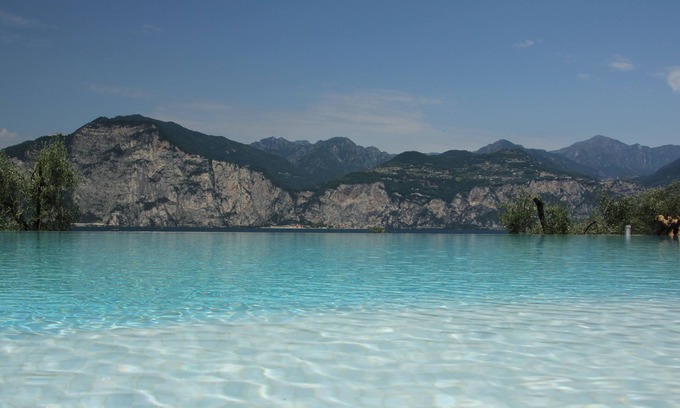 Cassone Hotel | Top-Rated Hotel Garni Selene with Pool & Restaurant