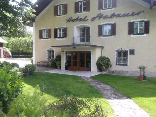 Mondsee Hotel | Oceanfront Retreat at Hotel - Garni Stabauer Awaits You