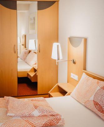 Endingen am Kaiserstuhl Hotel | Family-Friendly Hotel Garni Stube with High Guest Ratings