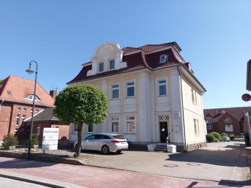 Zarrentin am Schaalsee Hotel | Relaxing Getaway at Hotel Garni Villa am Schaalsee