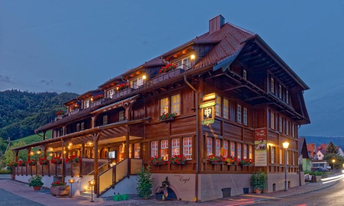 Unterglottertal Hotel | Comfortable Stays at Hotel-Gasthaus Goldener Engel