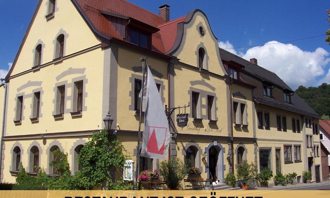Schillingsfuerst Hotel | Discover Hotel-Gasthof Die Post: Pet-Friendly Retreat