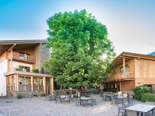 Sarntal Hotel | Guest Rated Hotel Gasthof Höllriegl with Hot Tub & Breakfast