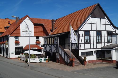 Scherfede Hotel | Discover Hotel Gasthof Luis: Pet Friendly & Family-Ready